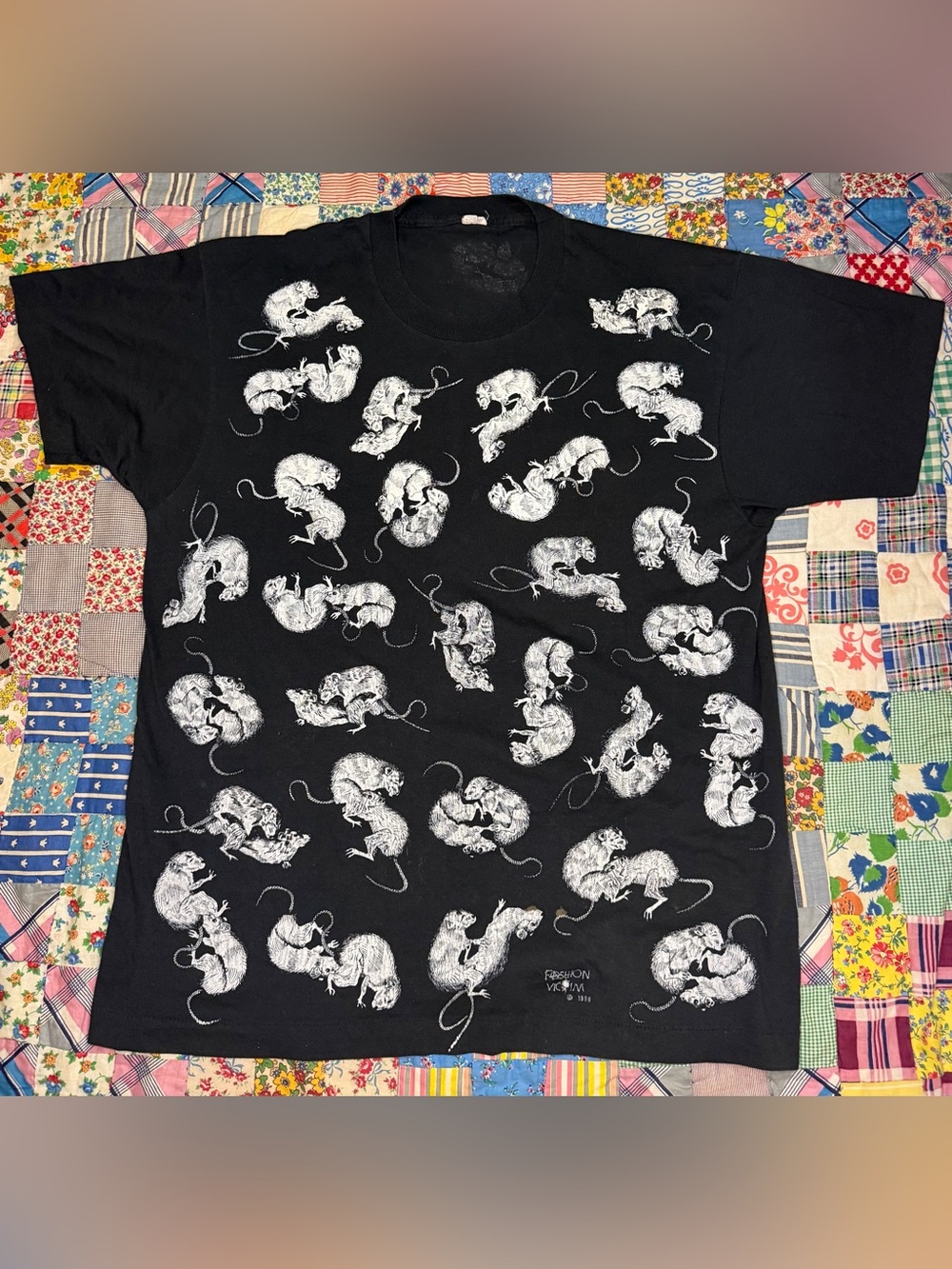 VTG 90s Fashion Victim AOP Rat Sex Positions Single Stitch Tee Black XL